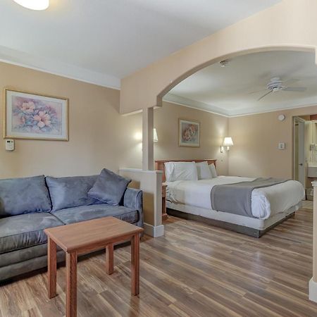Shasta Pines Motel & Suites Burney Zewnętrze zdjęcie