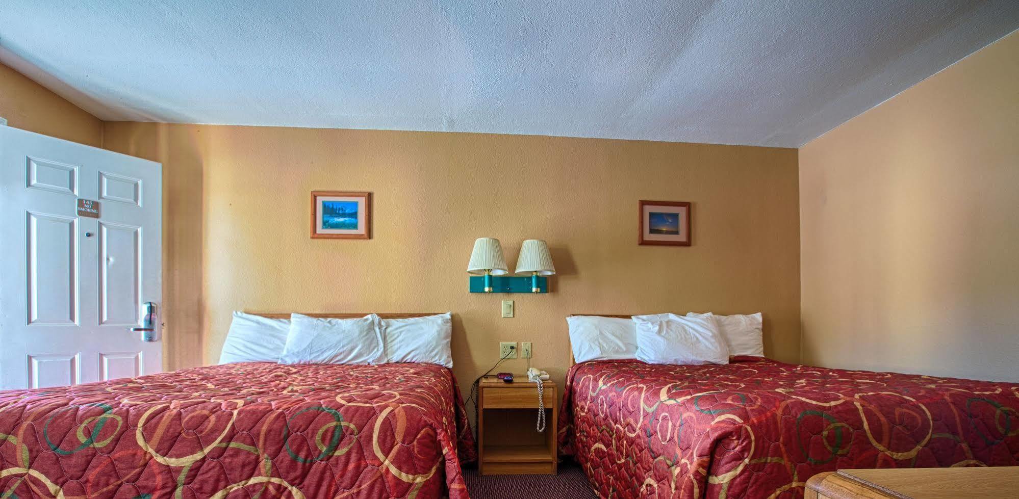 Shasta Pines Motel & Suites Burney Zewnętrze zdjęcie